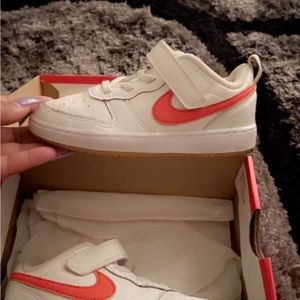 Nike Court Borough Low